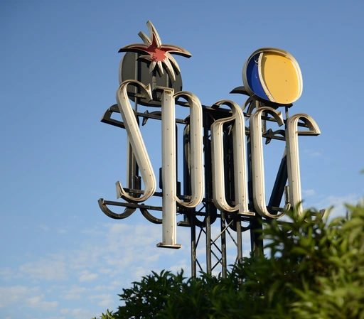 The Beat Classics logo