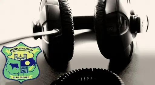 Radio Alto Alegre 105.5 FM logo