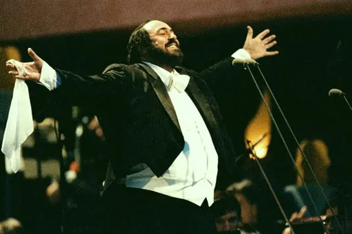 Luciano Pavarotti logo